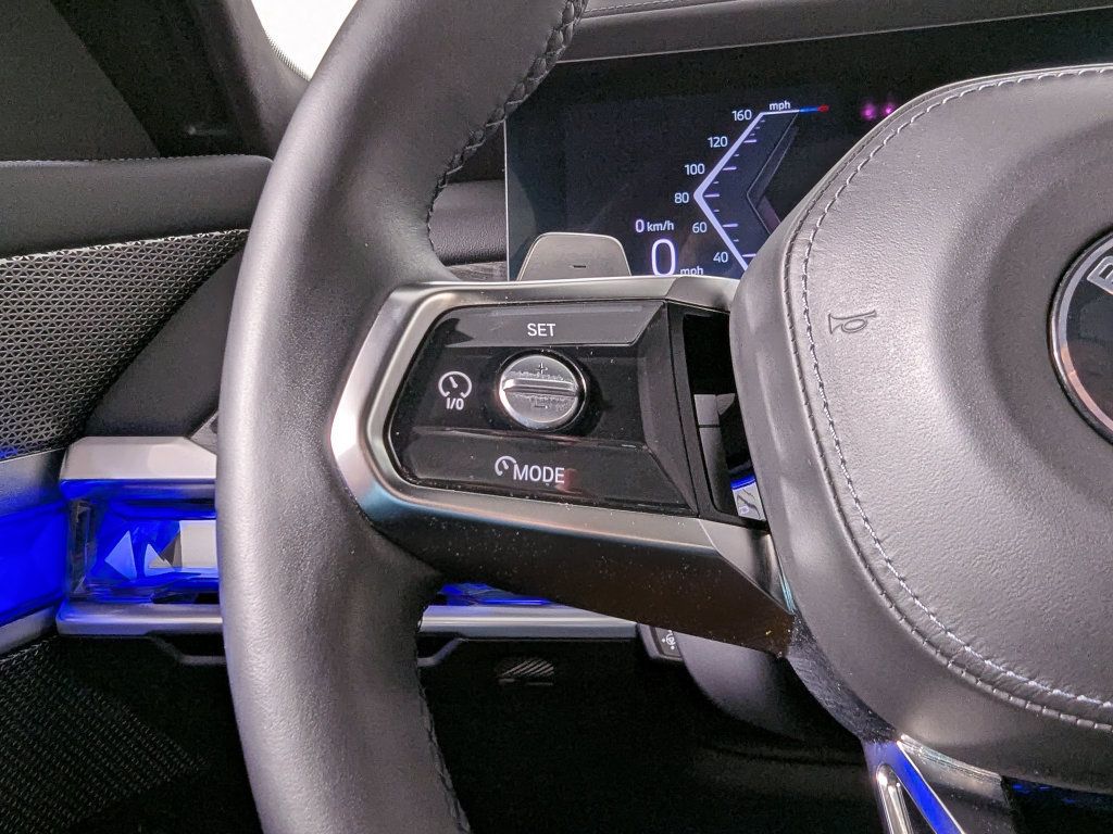 Certified 2023 BMW 740i RWD image 37