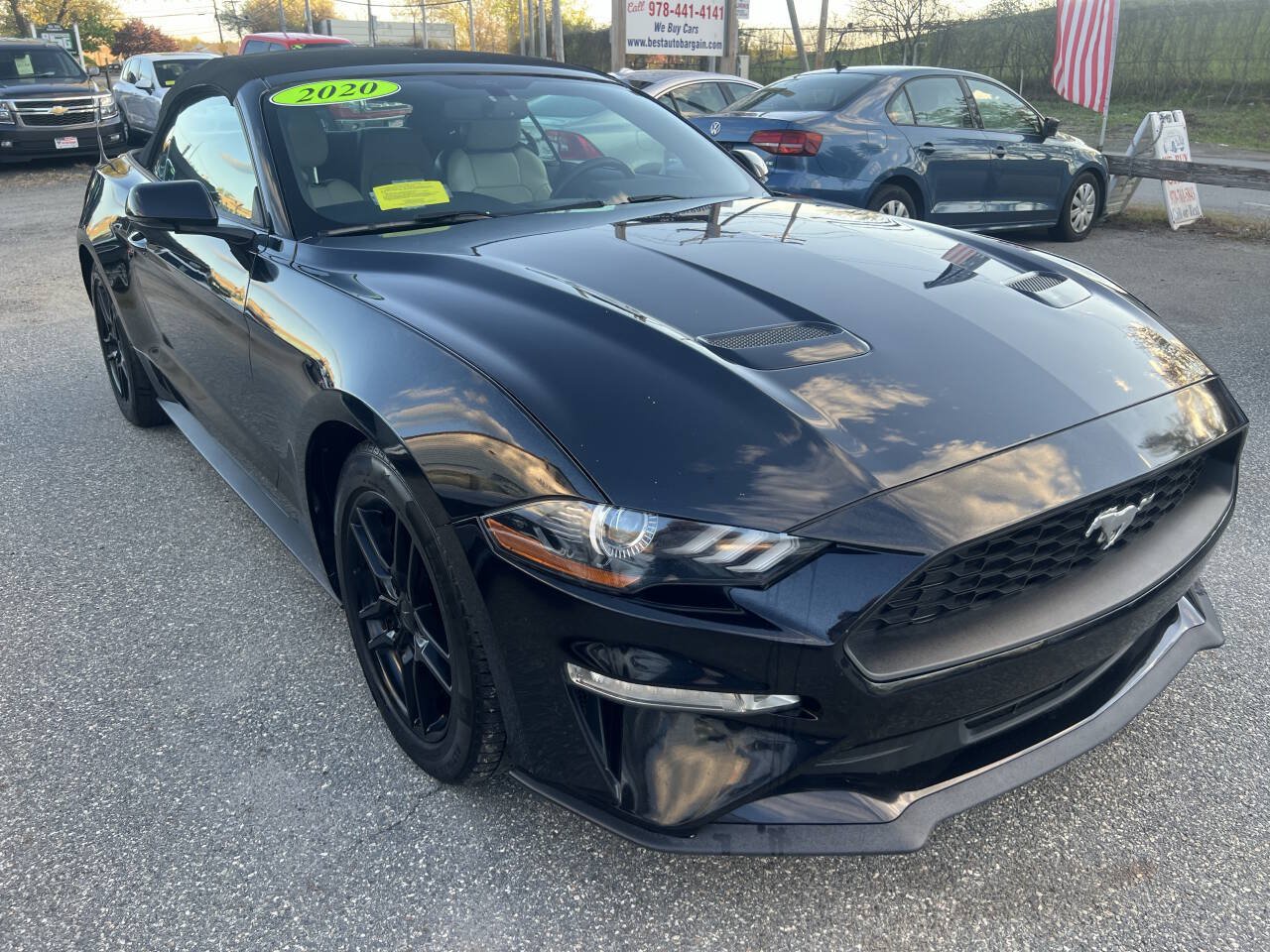 Used 2020 Ford Mustang Premium RWD image 5
