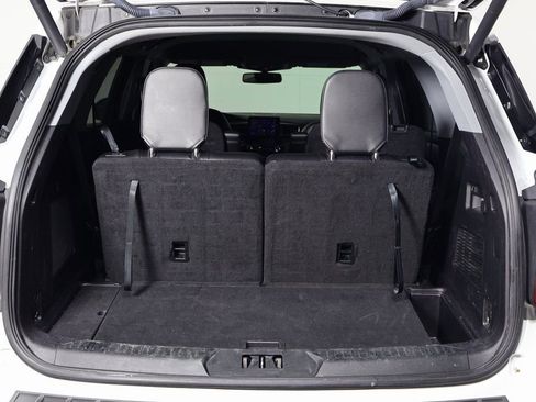 Used 2022 Ford Explorer Limited image 15