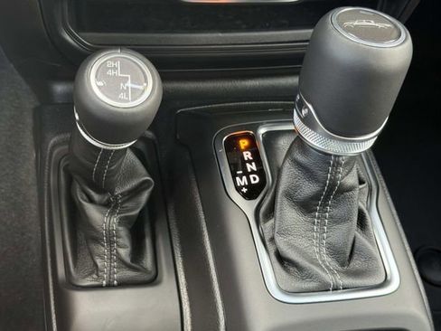 New 2026 Jeep Gladiator Sport AWD/4WD image 35