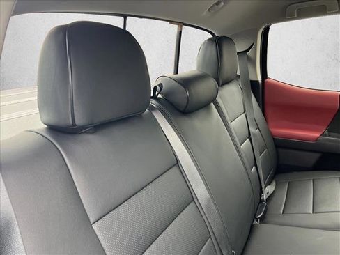 Certified 2022 Toyota Tacoma SR5 w/ Technology Package image 21