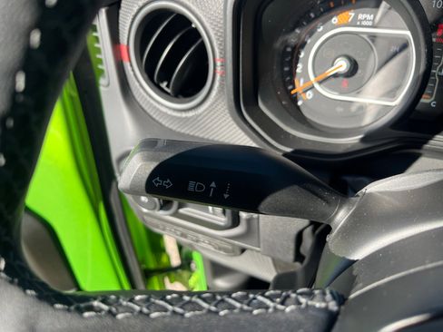 Used 2025 Jeep Wrangler Unlimited Rubicon w/ Technology Group image 12