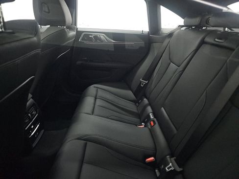 Used 2025 BMW 430i w/ Premium Package RWD image 9