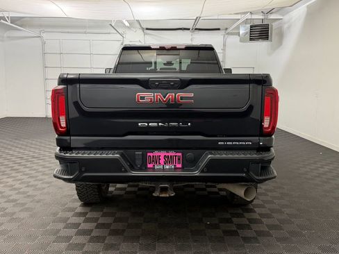 Used 2021 GMC Sierra 3500 Denali w/ Denali Ultimate Package AWD/4WD image 10
