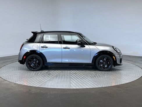 New 2026 MINI Cooper S image 10