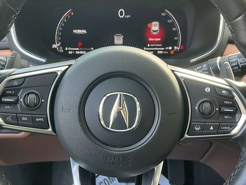 Used 2023 Acura MDX SH-AWD w/ Technology Package image 11
