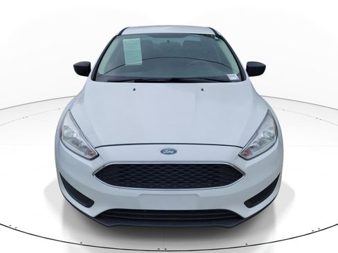 Used 2017 Ford Focus S FWD image 2