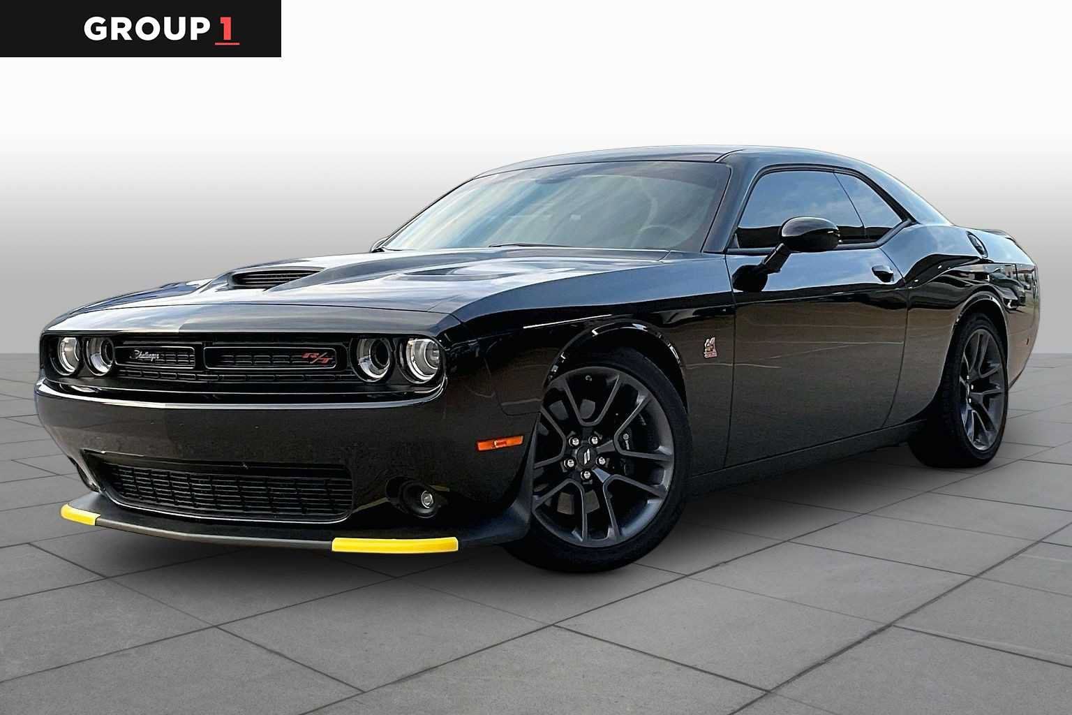 Used 2023 Dodge Challenger R/T Scat Pack RWD image 1