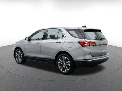 Used 2025 Chevrolet Equinox LT FWD image 7