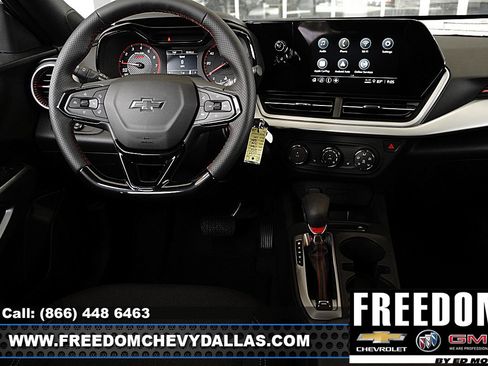 New 2026 Chevrolet Trax RS w/ Driver Confidence Package FWD image 17