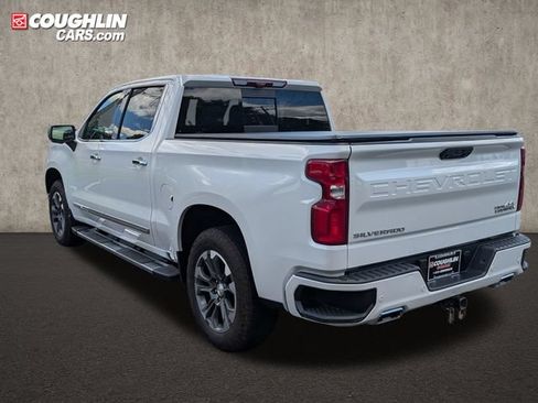 Used 2024 Chevrolet Silverado 1500 High Country w/ Technology Package AWD/4WD image 5