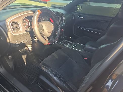 Used 2022 Dodge Charger Scat Pack w/ Plus Group RWD image 3