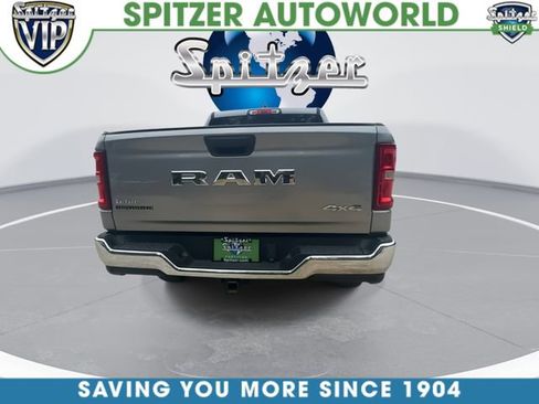 Used 2025 RAM 1500 Big Horn AWD/4WD image 8