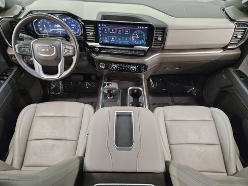 Used 2022 GMC Sierra 1500 SLT image 28