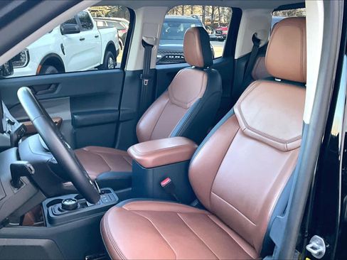 Used 2023 Ford Maverick Lariat w/ Lariat Luxury Package image 8