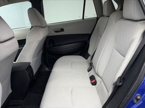 Used 2022 Toyota Corolla Cross LE FWD image 14
