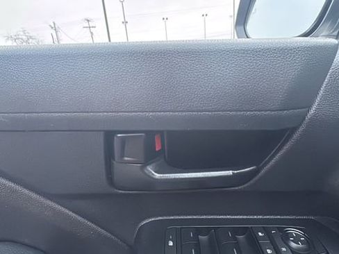 Used 2024 Toyota Tacoma SR5 image 11