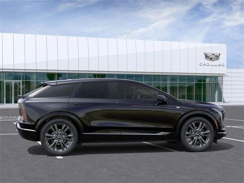 New 2026 Cadillac Optiq Sport 2 image 5