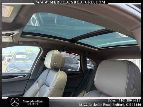 Used 2020 Porsche Macan AWD/4WD image 19