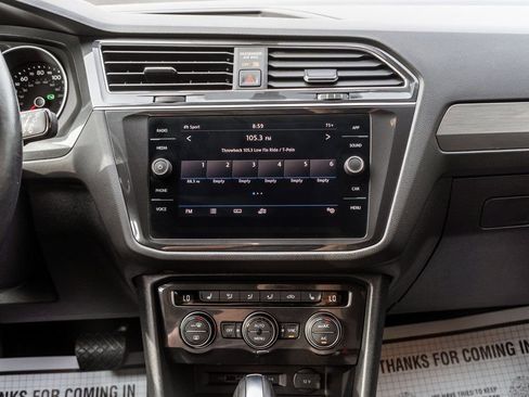 Used 2019 Volkswagen Tiguan SE image 14