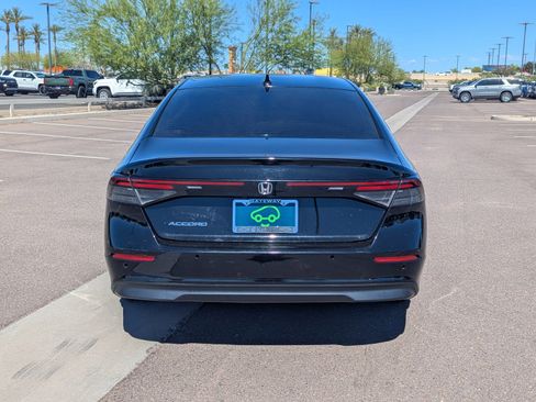 Used 2023 Honda Accord LX image 4