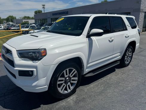 Used 2022 Toyota 4Runner TRD Sport AWD/4WD image 34