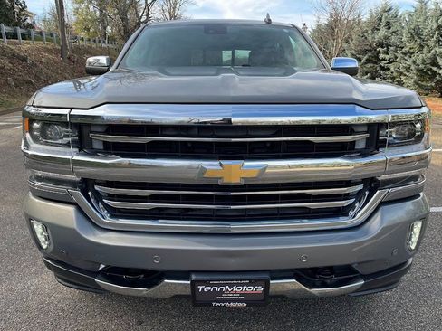 Used 2017 Chevrolet Silverado 1500 High Country image 36