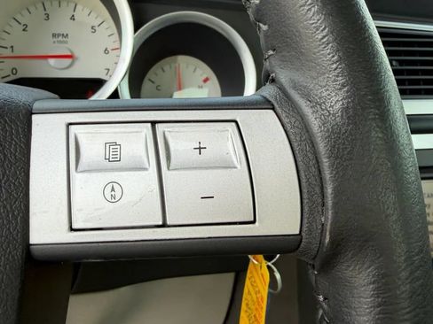 Used 2006 Dodge Charger R/T w/ Convenience Group II RWD image 21