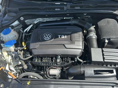 Used 2014 Volkswagen Jetta SE FWD image 17