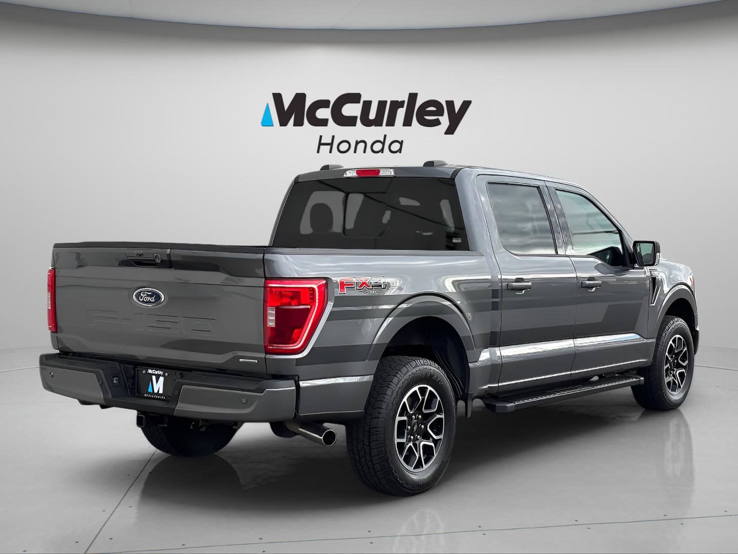 Used 2021 Ford F150 XLT w/ Equipment Group 302A High AWD/4WD image 3