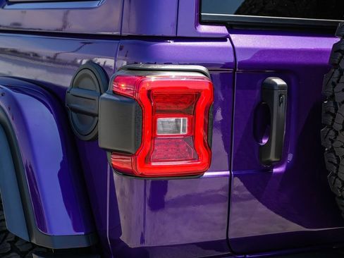 New 2026 Jeep Wrangler Unlimited Rubicon AWD/4WD image 10