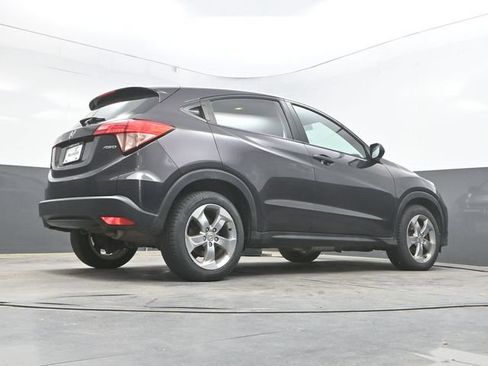 Used 2017 Honda HR-V LX image 42