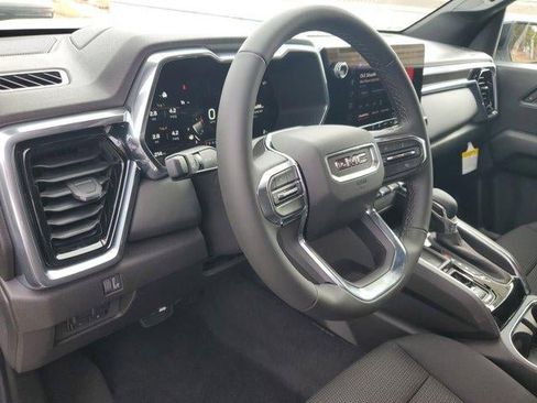 New 2026 GMC Canyon Elevation image 17