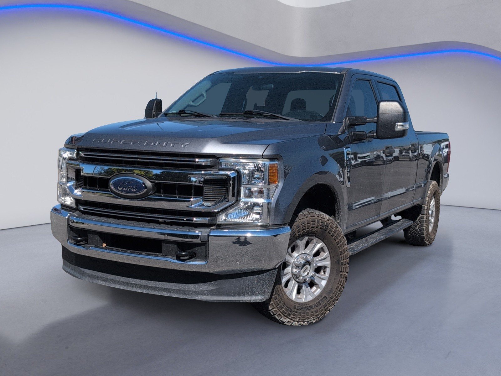 Used 2021 Ford F250 XLT AWD/4WD image 2