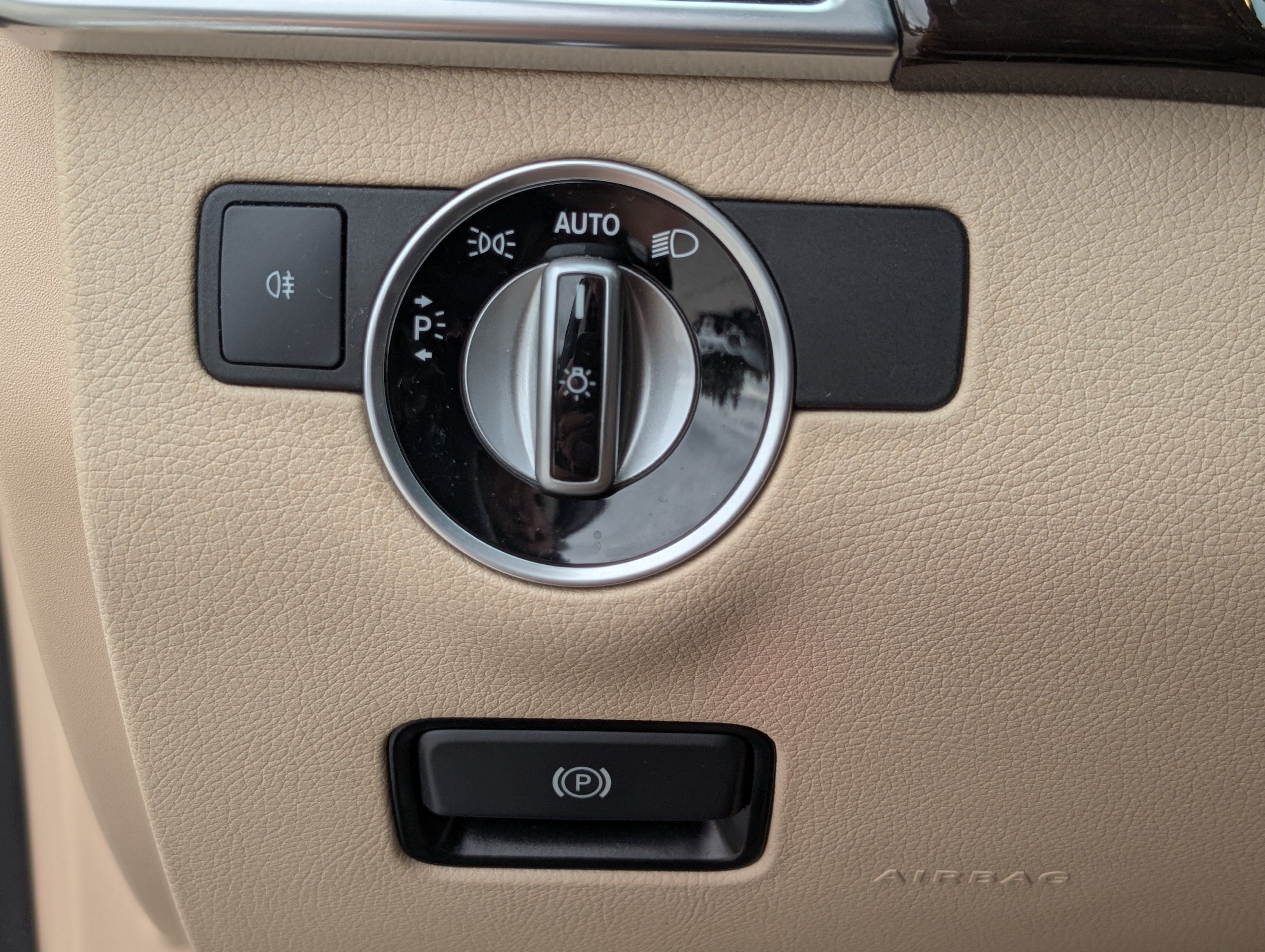 Used 2018 Mercedes-Benz GLE 350 4MATIC image 23