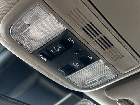 Used 2020 Honda Odyssey EX-L image 20