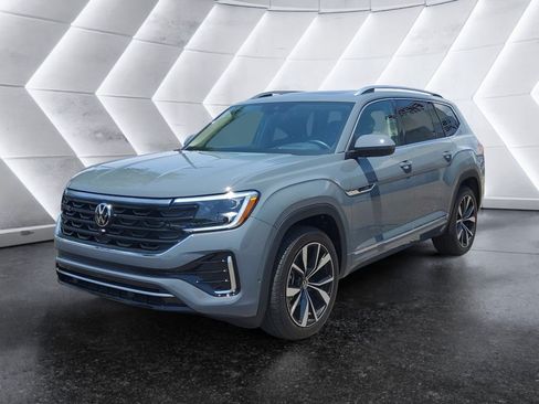 Used 2026 Volkswagen Atlas SEL Premium R-Line AWD/4WD image 3