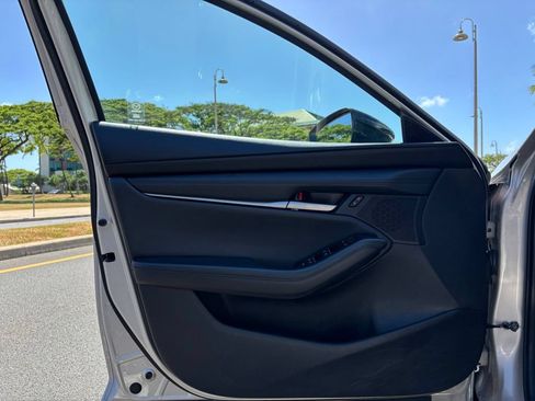 Used 2024 MAZDA MAZDA3 s FWD image 14