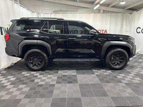 Used 2025 Toyota 4Runner TRD Off-Road Premium w/ Tow Technology Package image 10