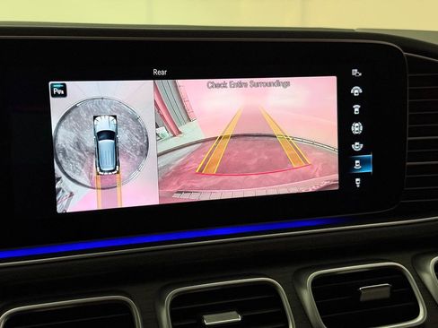 Used 2020 Mercedes-Benz GLE 350 4MATIC w/ Premium Package image 34