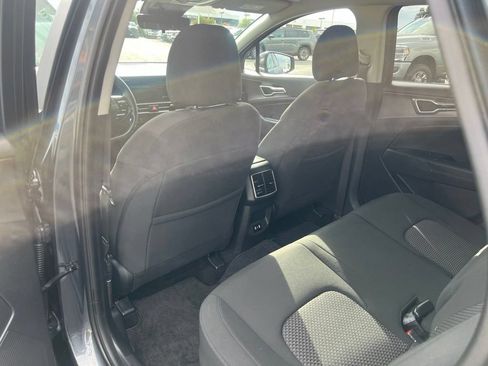 Used 2026 Kia Sportage LX FWD image 33