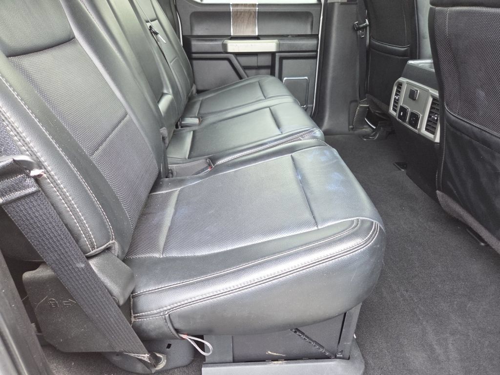 Used 2019 Ford F250 Lariat w/ Lariat Value Package AWD/4WD image 26