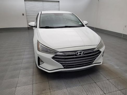 Used 2019 Hyundai Elantra SE w/ Cargo Package FWD image 14