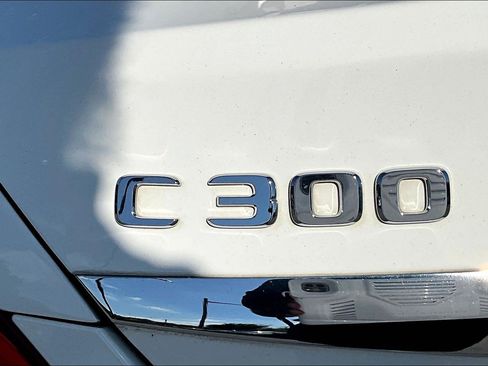 Used 2018 Mercedes-Benz C 300 4MATIC Sedan image 32