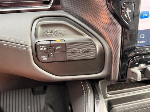 Used 2024 RAM 3500 Limited AWD/4WD image 22