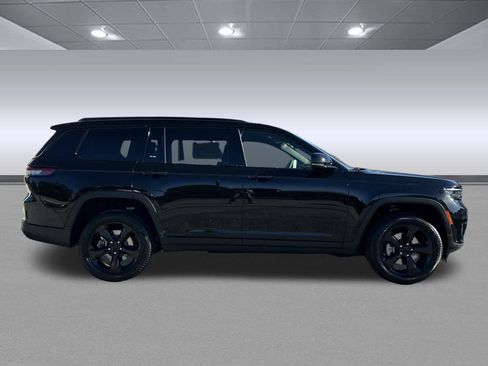 New 2025 Jeep Grand Cherokee L Limited w/ Black Appearance Package RWD image 8