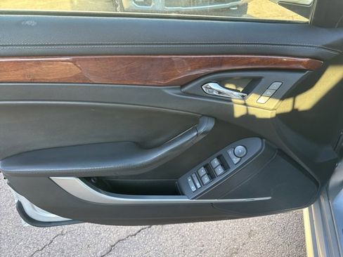 Used 2011 Cadillac CTS Luxury image 14