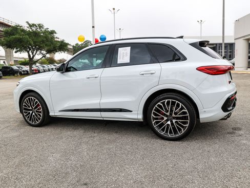 Used 2025 Audi SQ5 Premium Plus AWD/4WD image 10