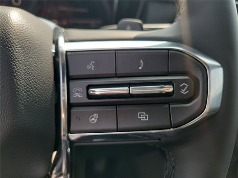 New 2027 GMC Terrain Elevation w/ Elevation Premium Package FWD image 22