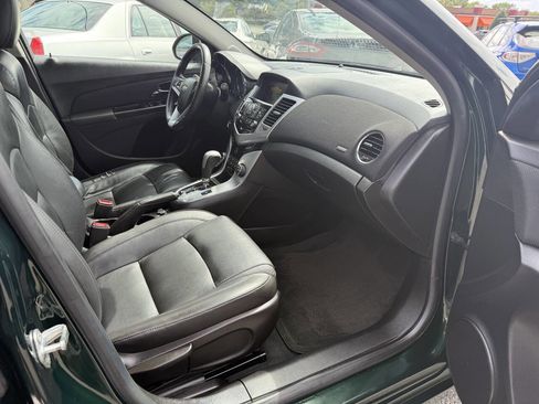 Used 2014 Chevrolet Cruze LTZ image 12
